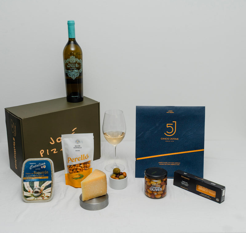 El Encanto de Navidad Hamper